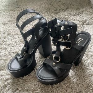 Platform black leather sandals